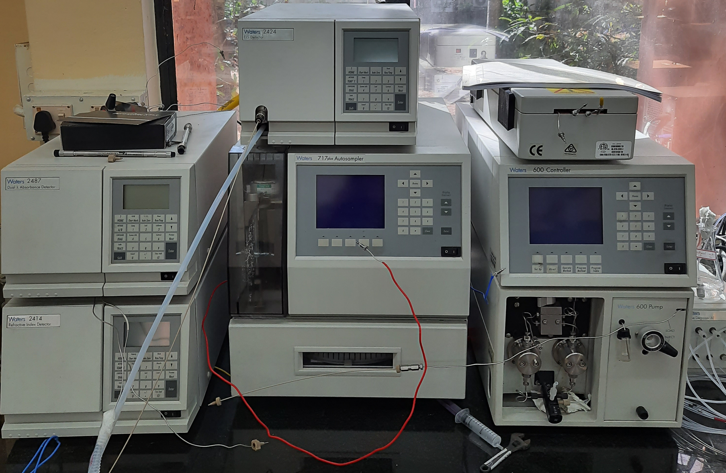 Analytical Gel Permeation Chromatograph / High Performance Liquid Chromatograph